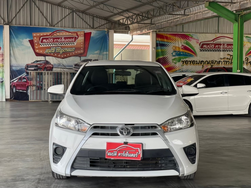 2013 TOYOTA YARIS 1.2 E