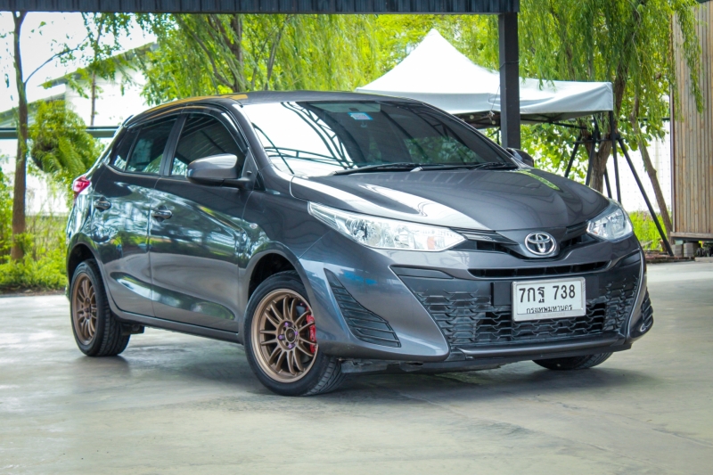 2018 TOYOTA YARIS 1.2 E
