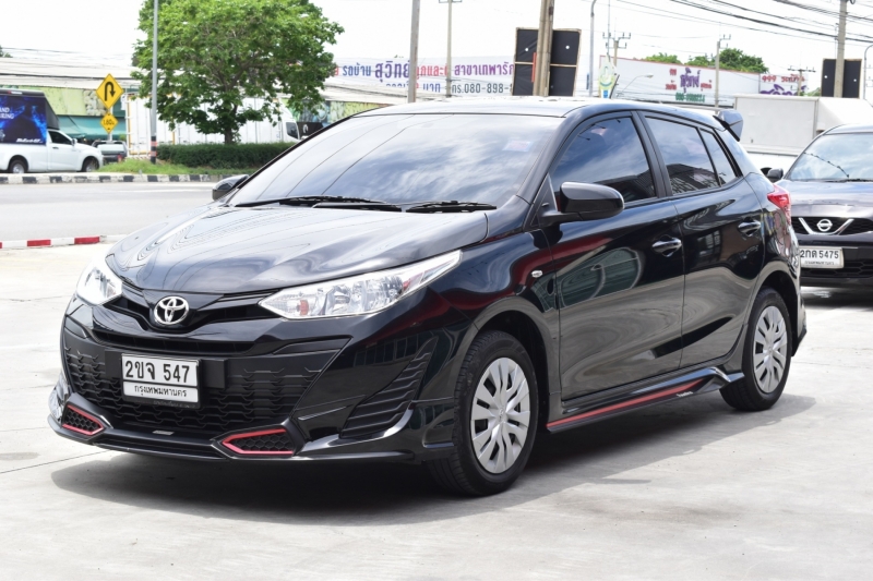 2018 TOYOTA YARIS 1.2 J