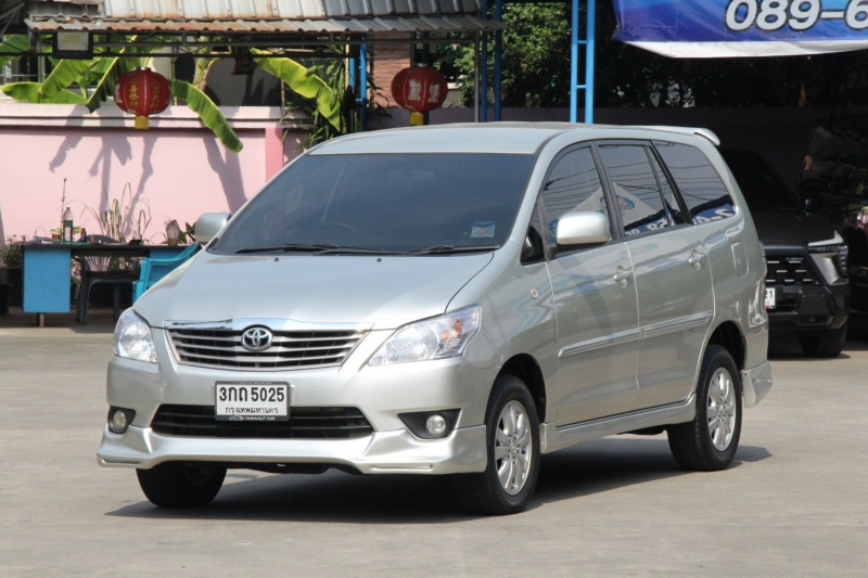 2014 TOYOTA INNOVA 2.0 G