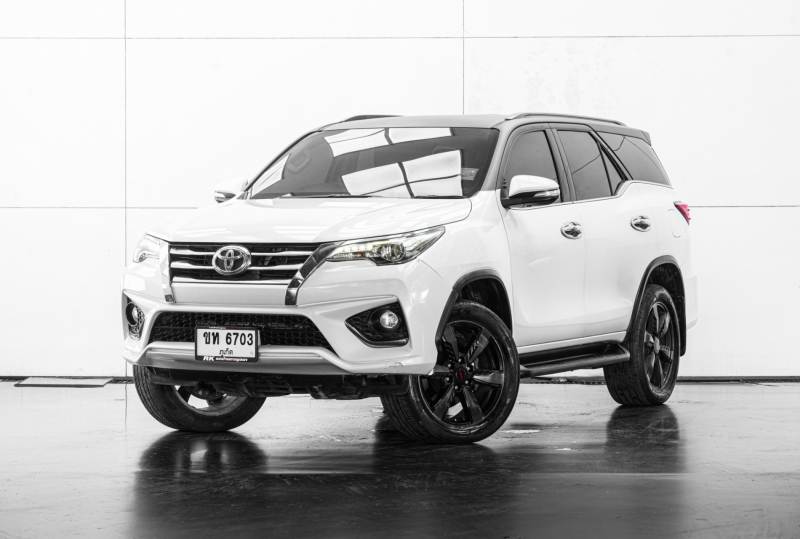 2016 TOYOTA FORTUNER 2.8 TRD Sportivo 4WD
