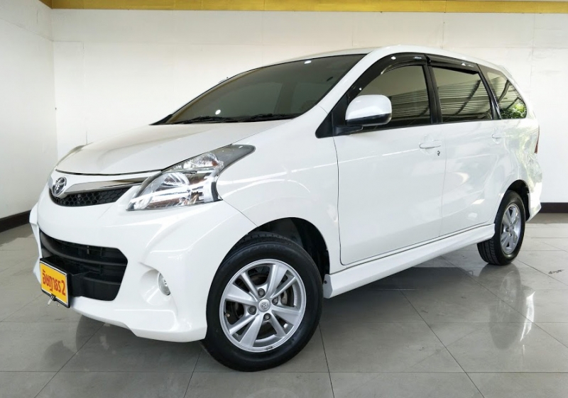 2013 TOYOTA AVANZA 1.5 S