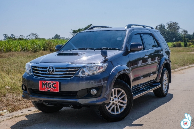 2013 TOYOTA FORTUNER 3.0 V