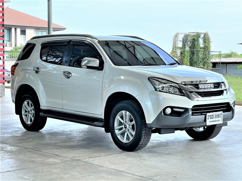 2015 ISUZU MU-X 3.0 DVD Navi