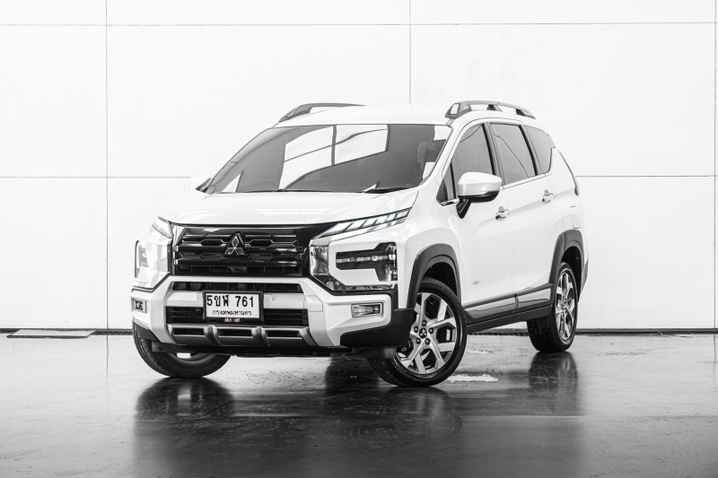2023 MITSUBISHI XPANDER CROSS