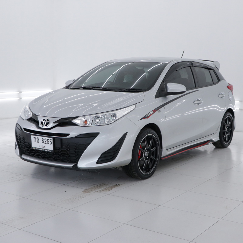 2020 TOYOTA YARIS 1.2 J