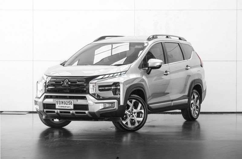 2023 MITSUBISHI XPANDER CROSS