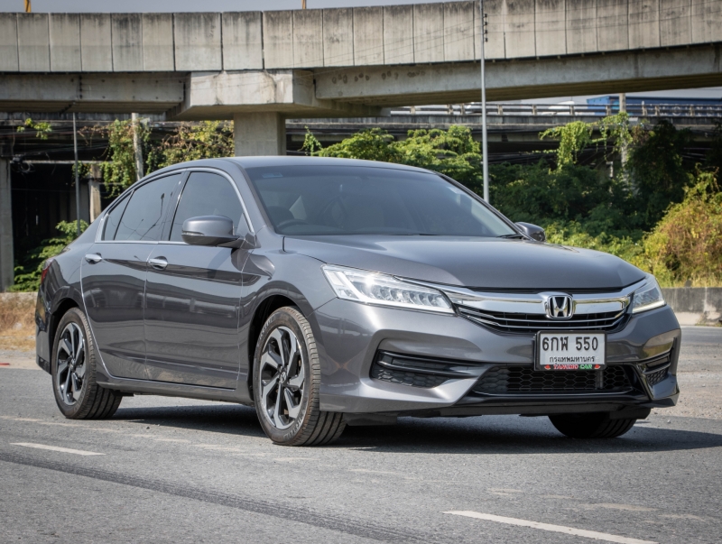 2018 HONDA ACCORD 2.0 E