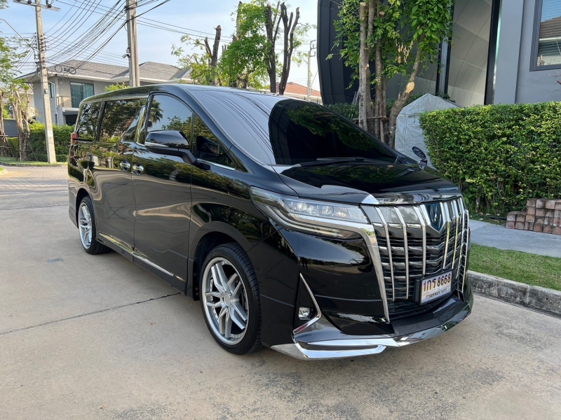2022 TOYOTA ALPHARD 2.5 HYBRID