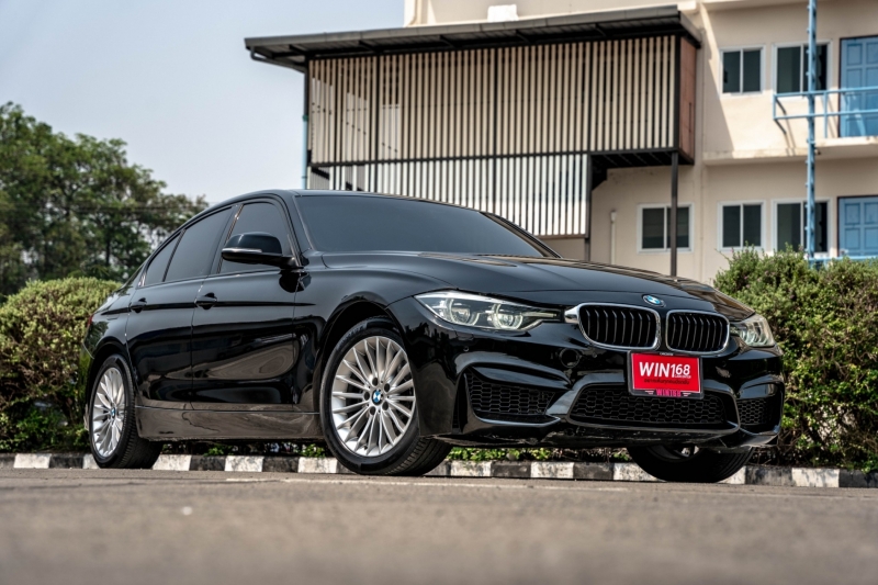2017 BMW SERIES 3 320d