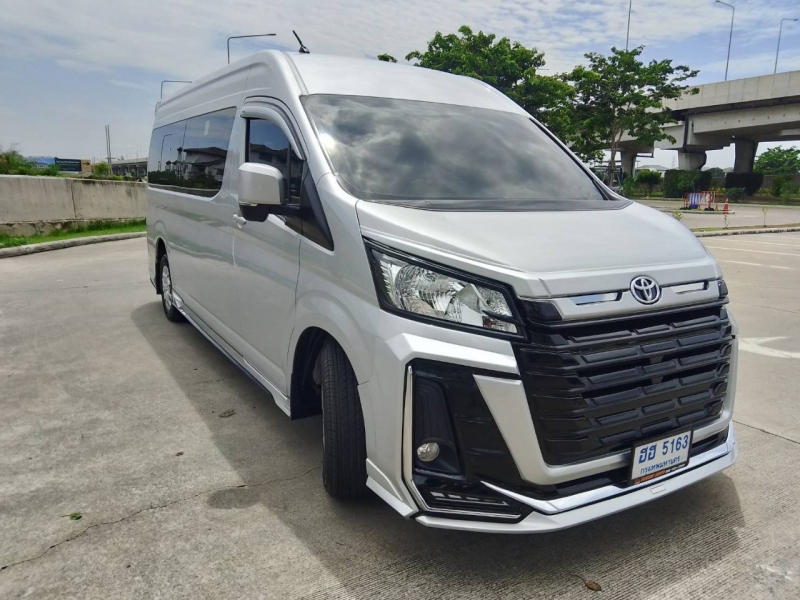 2019 TOYOTA COMMUTER 2.8 หลังคาสูง