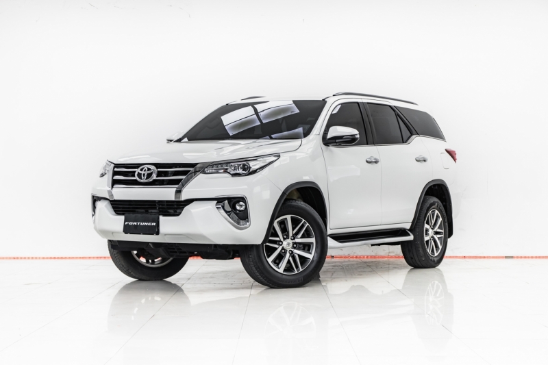 2019 TOYOTA FORTUNER 2.4 V