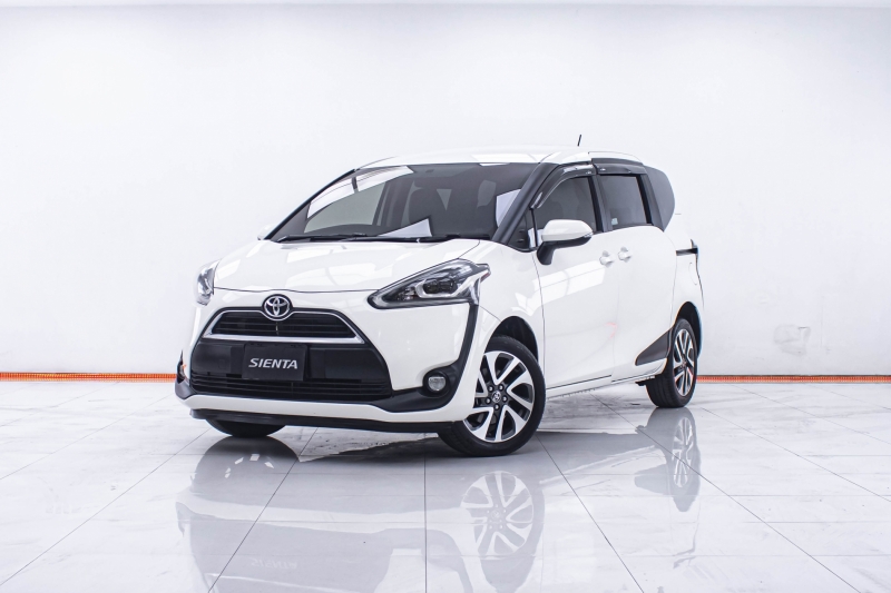 2018 TOYOTA SIENTA 1.5 V