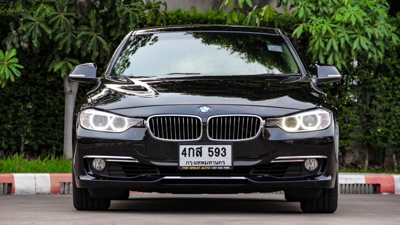 2016 BMW SERIES 3 320i