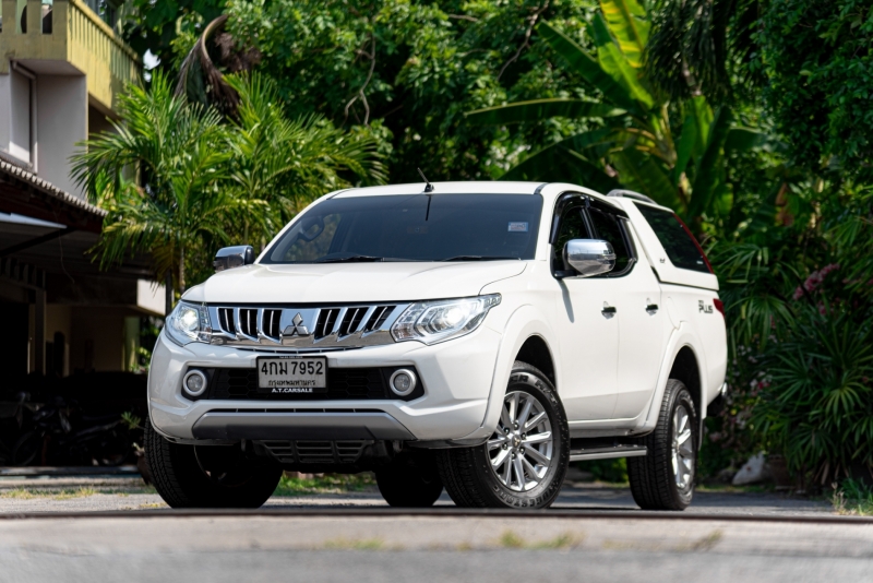 2015 MITSUBISHI TRITON DOUBLE CAB 2.4 GLS PLUS
