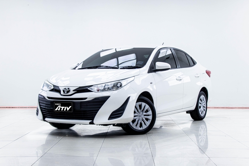 2017 TOYOTA YARIS ATIV 1.2 J