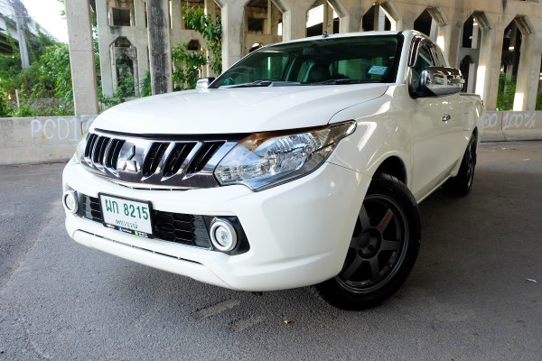 2017 MITSUBISHI TRITON MEGA CAB 2.5 GLX