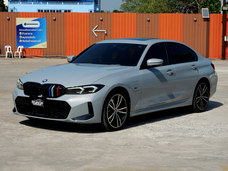 2023 BMW SERIES 3 330e M Sport LCI