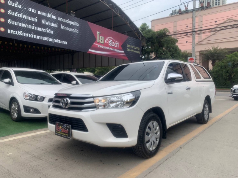 2017 TOYOTA HILUX REVO