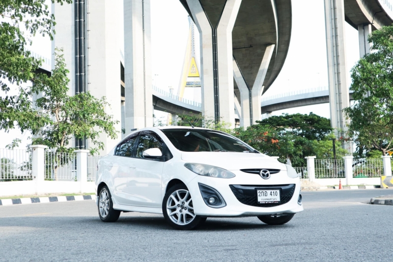 2014 MAZDA 2 1.5 Elegance