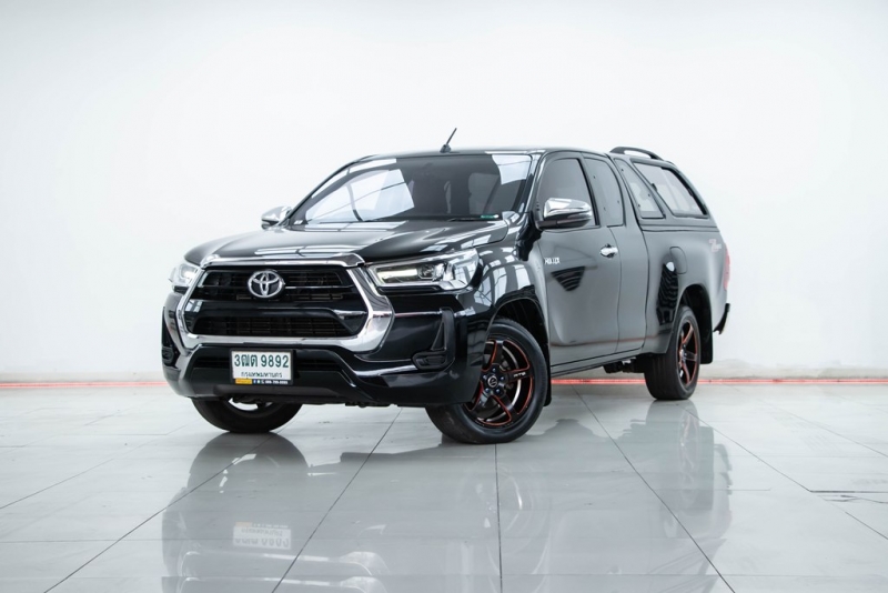2022 TOYOTA HILUX REVO 2.4 E Smartcab Z-EDITION