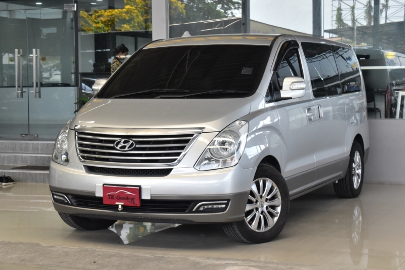 2013 HYUNDAI GRAND STAREX 2.5 VIP