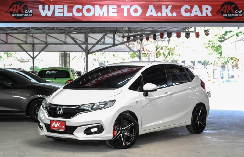 2018 HONDA JAZZ 1.5 V+ i-VTEC