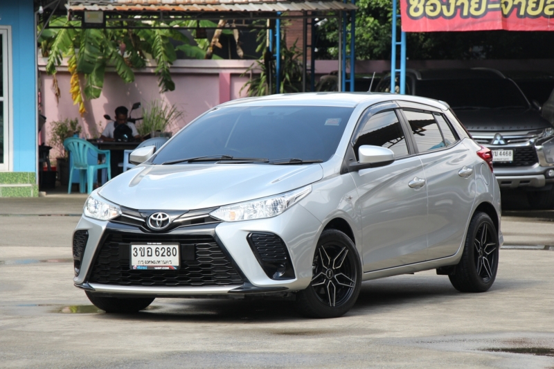 2023 TOYOTA YARIS 1.2 Entry