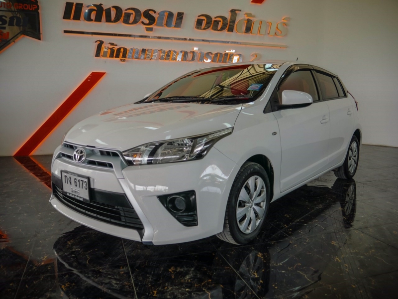 2014 TOYOTA YARIS 1.2 E