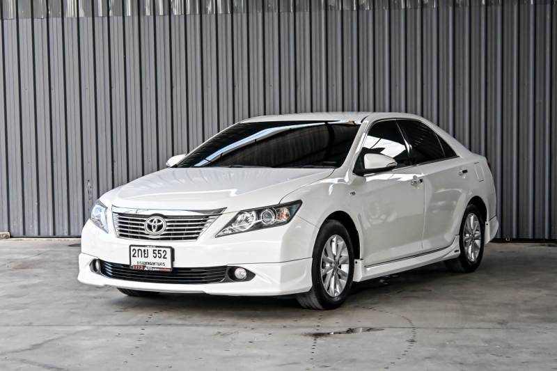 2013 TOYOTA CAMRY 2.0 G EXTREMO