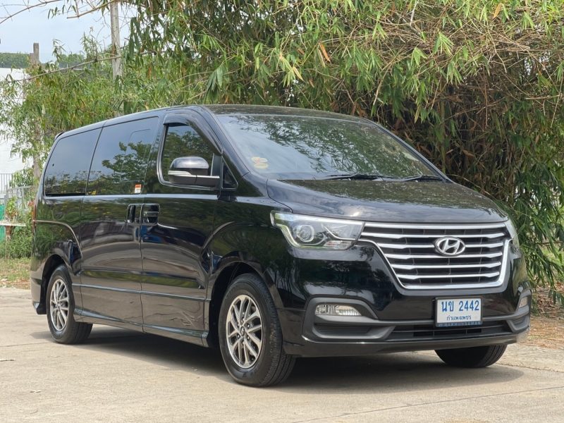 2018 HYUNDAI H-1 2.5 ELITE
