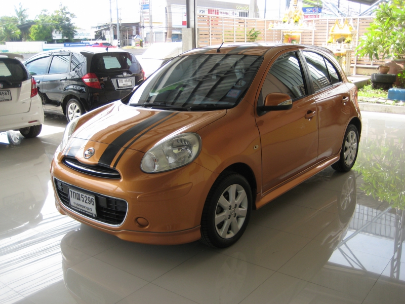 2012 NISSAN MARCH