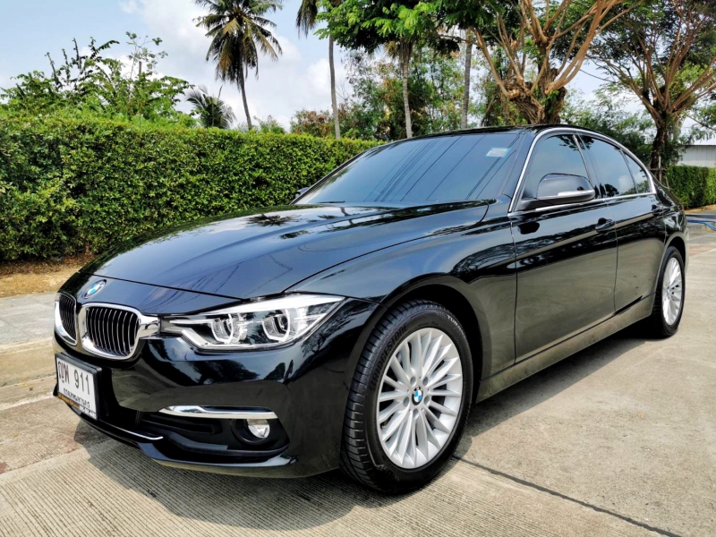 2018 BMW SERIES 3 320d