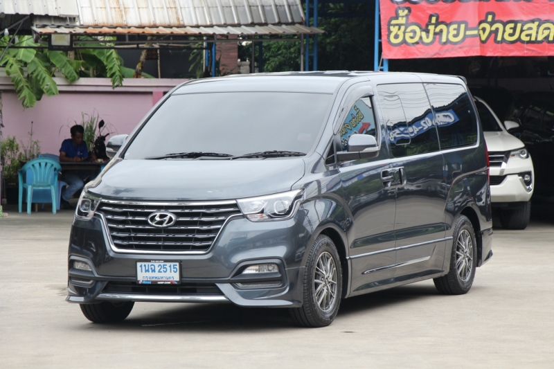 2021 HYUNDAI H-1 2.5 ELITE