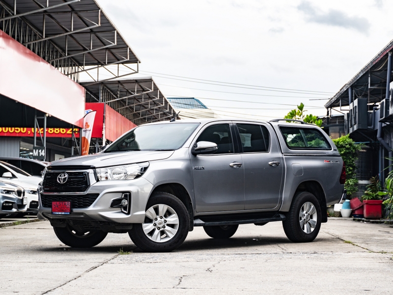 2020 TOYOTA HILUX REVO 2.4 E Double Cab Prerunner