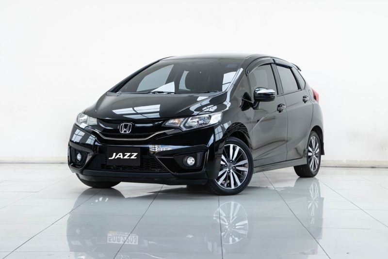 2015 HONDA JAZZ 1.5 SV i-VTEC