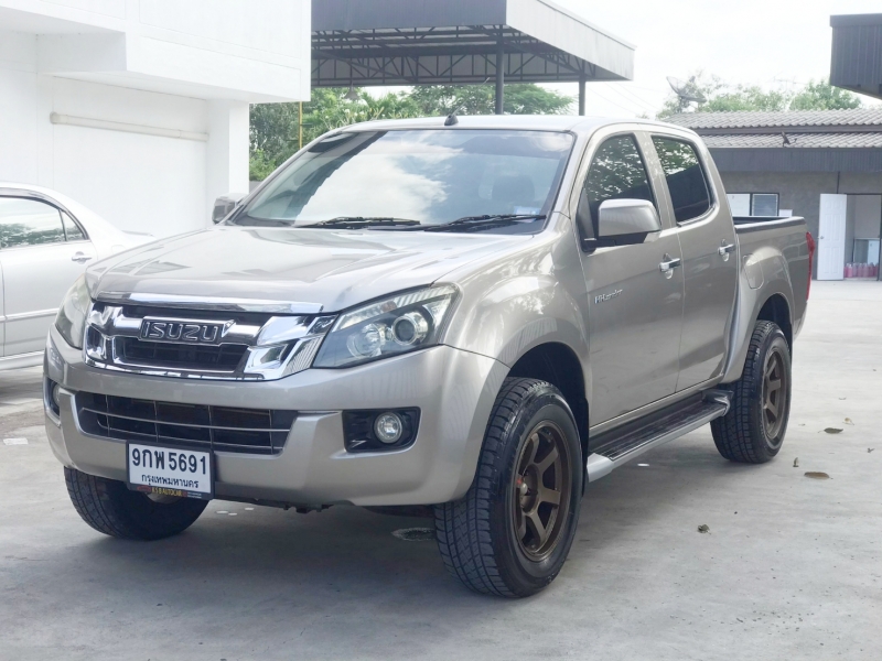 2013 ISUZU D-MAX โฉมสอง (12-19) Hi-Lander CAB4 2.5 VGS Z