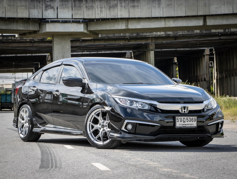 2020 HONDA CIVIC 1.8 EL