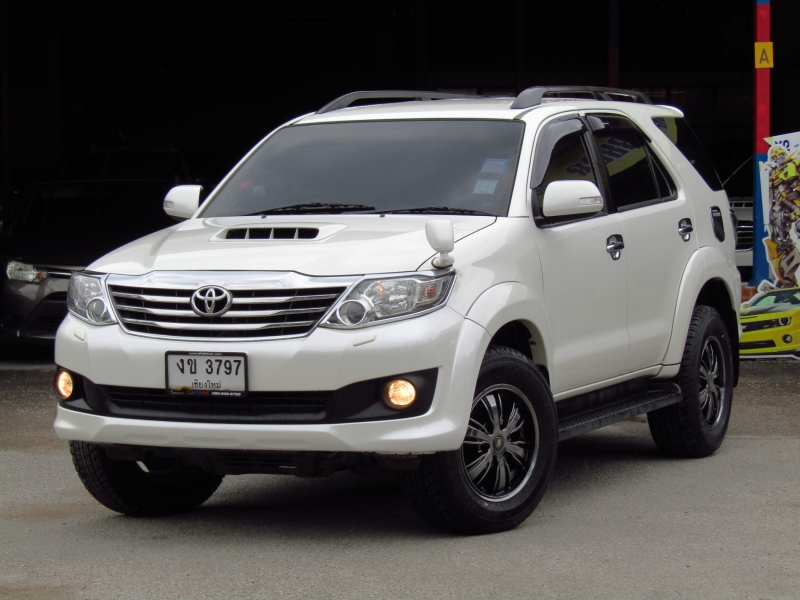 2012 TOYOTA FORTUNER 3.0 V