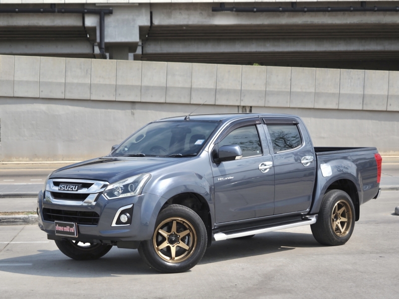 2017 ISUZU D-MAX โฉมสอง (12-19) Hi-Lander CAB4 1.9 Ddi Z