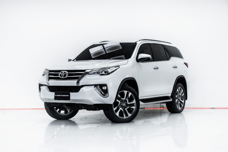 2020 TOYOTA FORTUNER 2.4 V