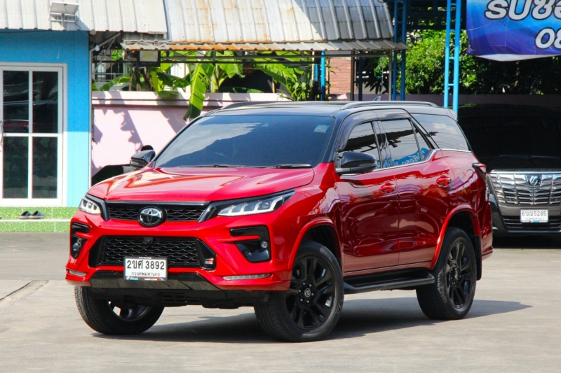 2021 TOYOTA FORTUNER 2.8 GR Sport 4WD