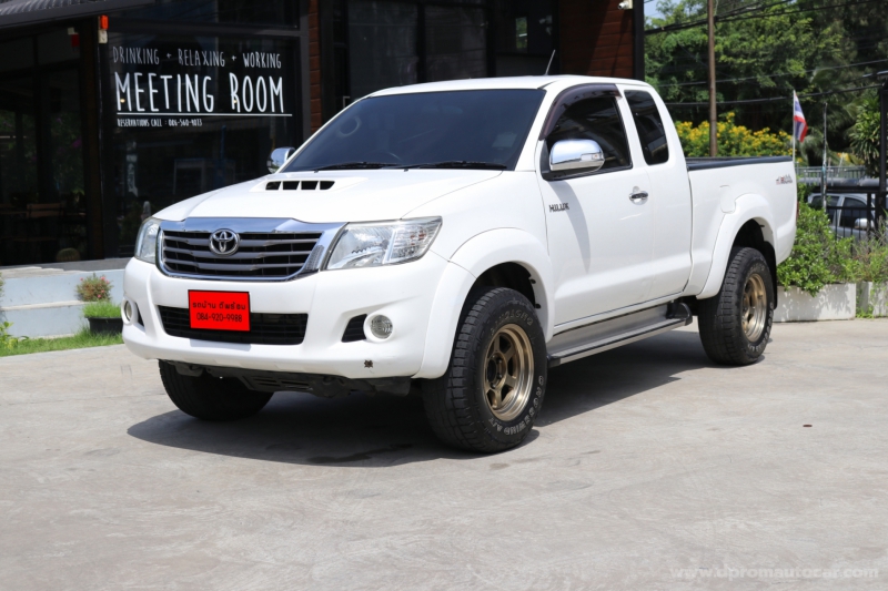 2014 TOYOTA HILUX VIGO 2.5 E SMART CAB PRERUNNER