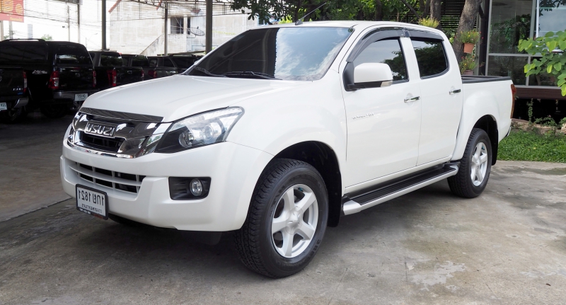 2013 ISUZU D-MAX โฉมสอง (12-19) Hi-Lander CAB4 2.5 VGS Z