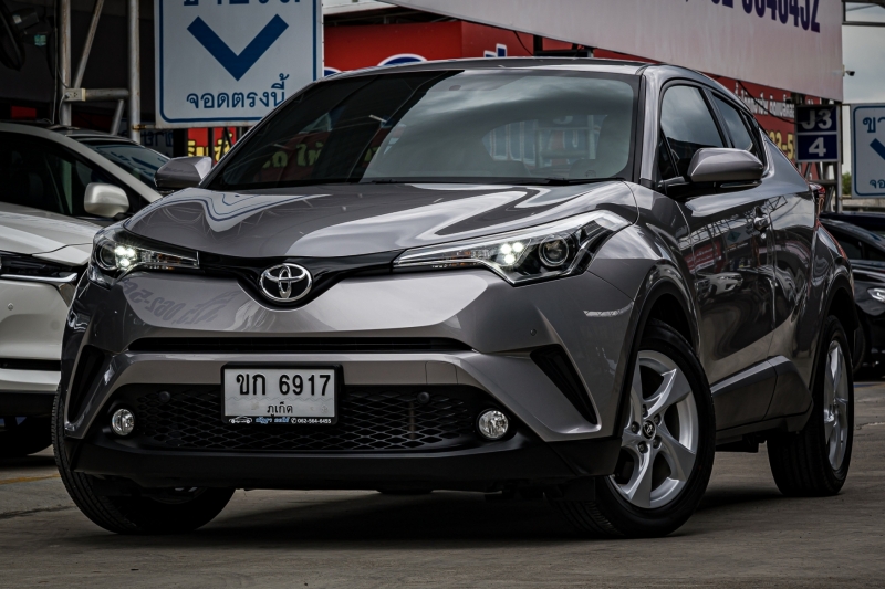 2018 TOYOTA C-HR  1.8 MID