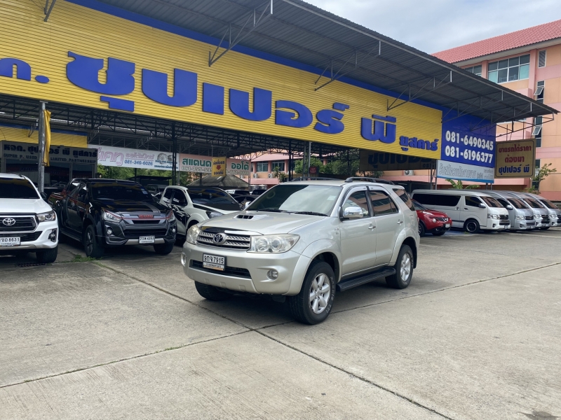 2010 TOYOTA FORTUNER 2.5 G