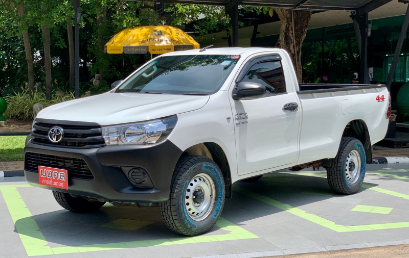 2018 TOYOTA HILUX REVO 2.8 J 4WD Standard Cab
