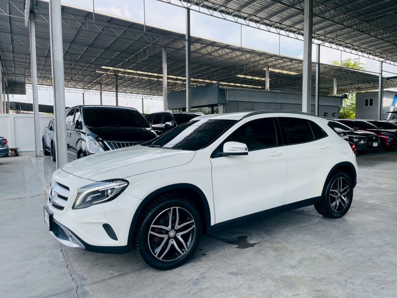 2017 BENZ GLA-CLASS GLA 200