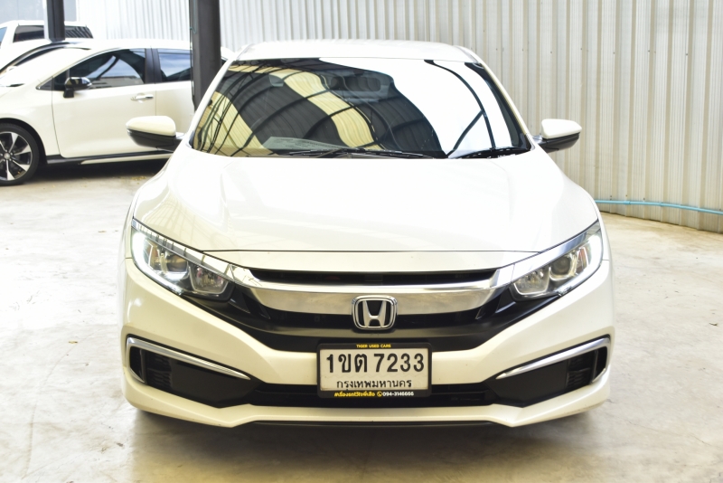 2020 HONDA CIVIC 1.8 E