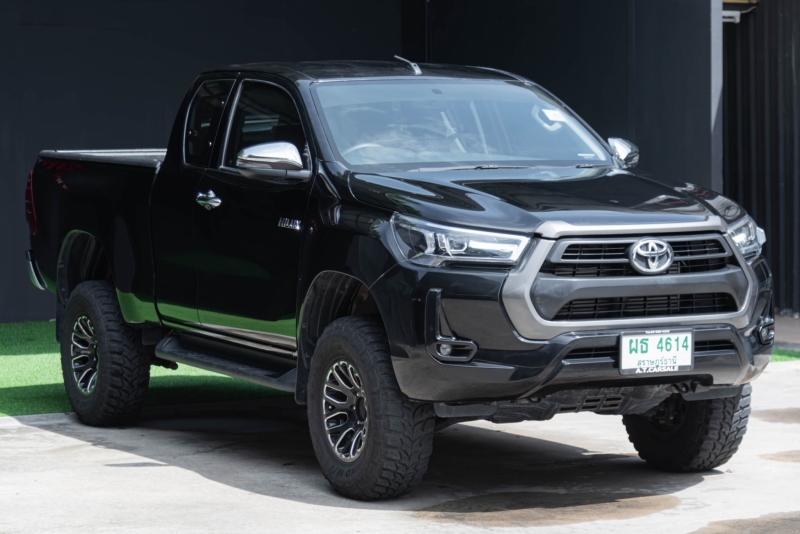 2020 TOYOTA HILUX REVO 2.4 E 4WD Smartcab